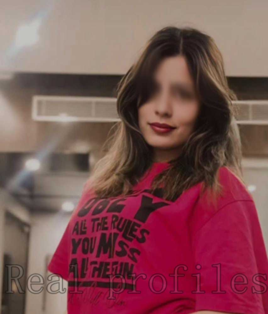 Best way to find Delhi escorts service in hotels