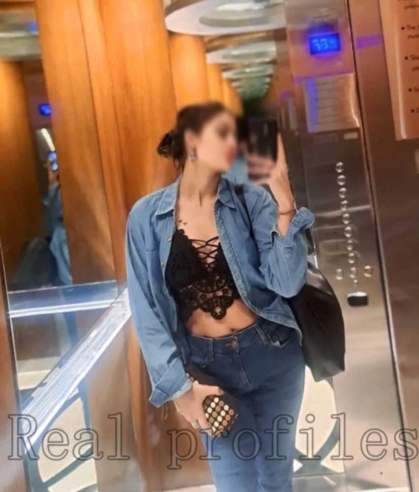 Escorts Available near Five Star Hotel Delhi